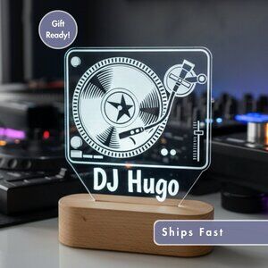 DJ Night Light – Personalized LED Lamp for Music Room